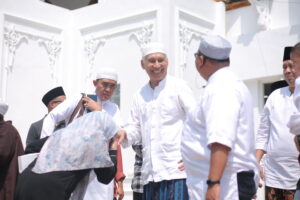 Prof. Dr. Ir. KH. Mohammad Bisri, MS. IPU